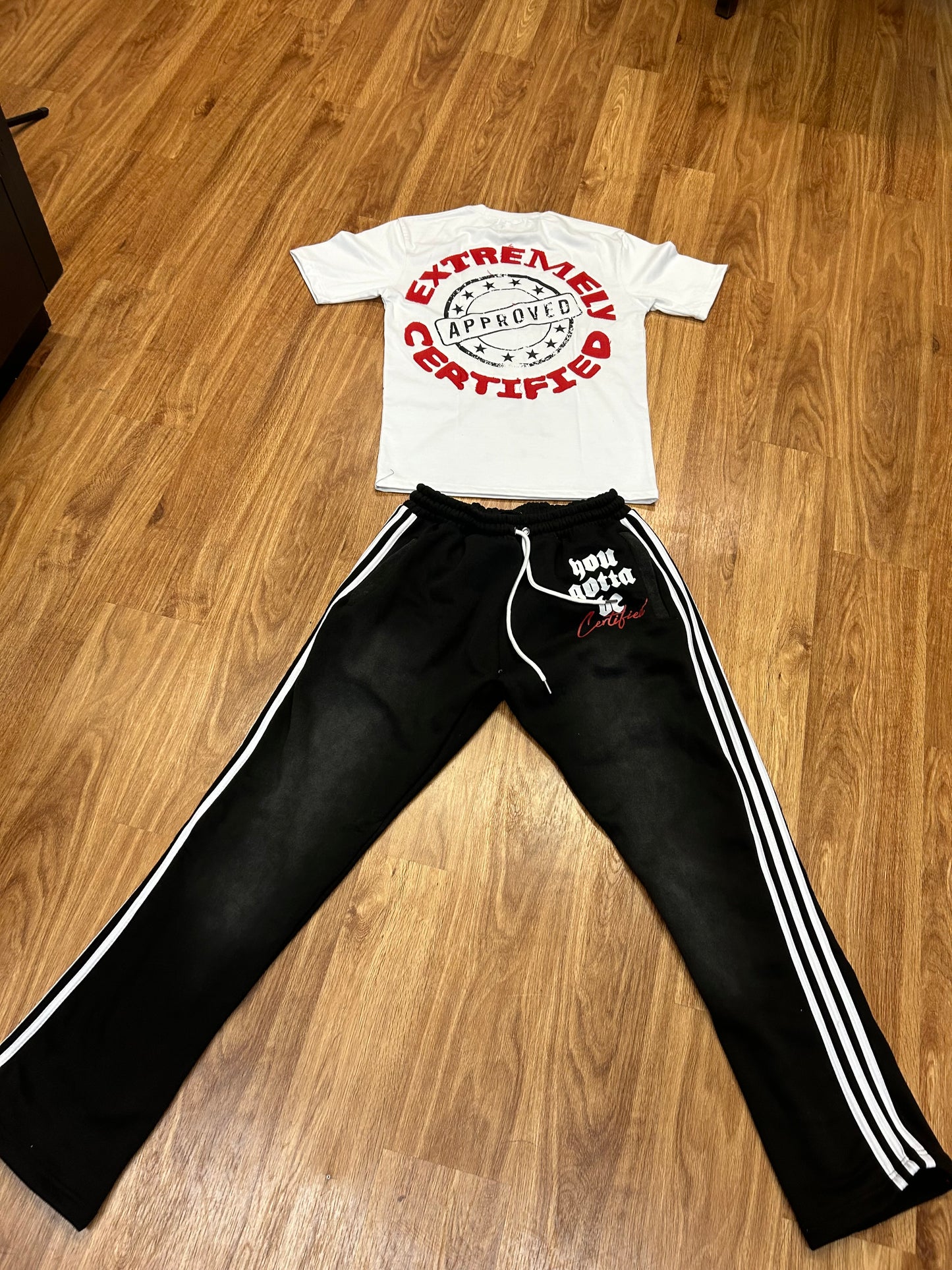 Certified Jogger & Tee